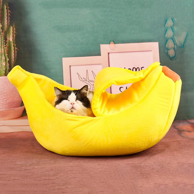 Banana Shaped Cat Bed – Cozy & Fun Nest for Pets